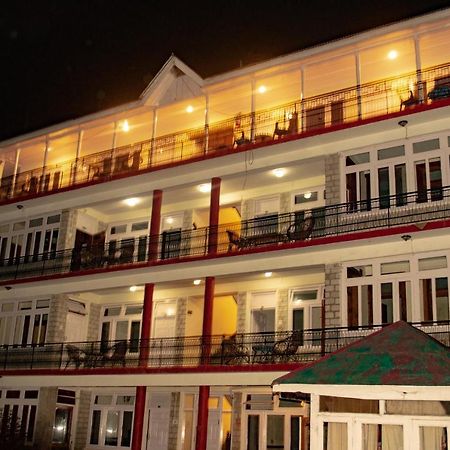 Hotel Pine Grove-Mall Road Manāli Exterior foto