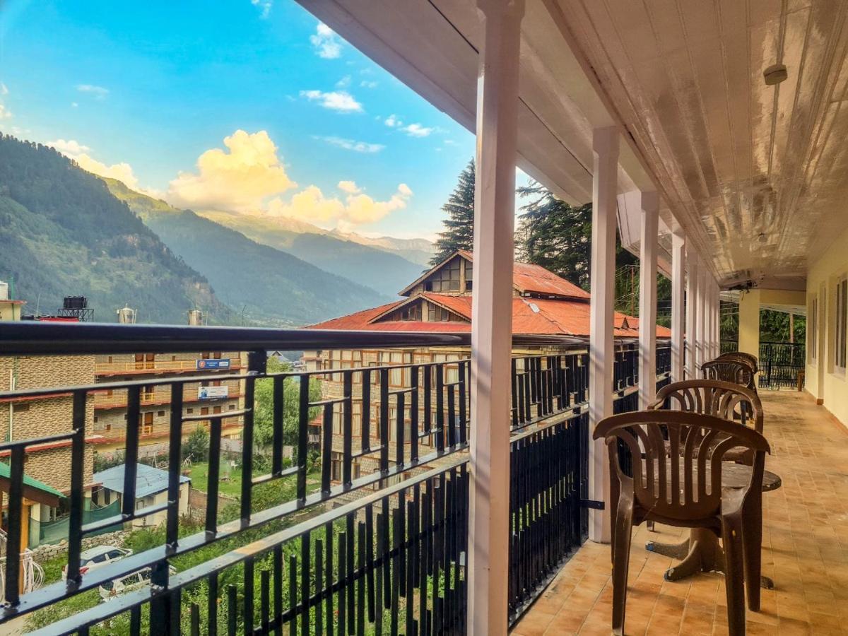 Hotel Pine Grove-Mall Road Manāli Exterior foto