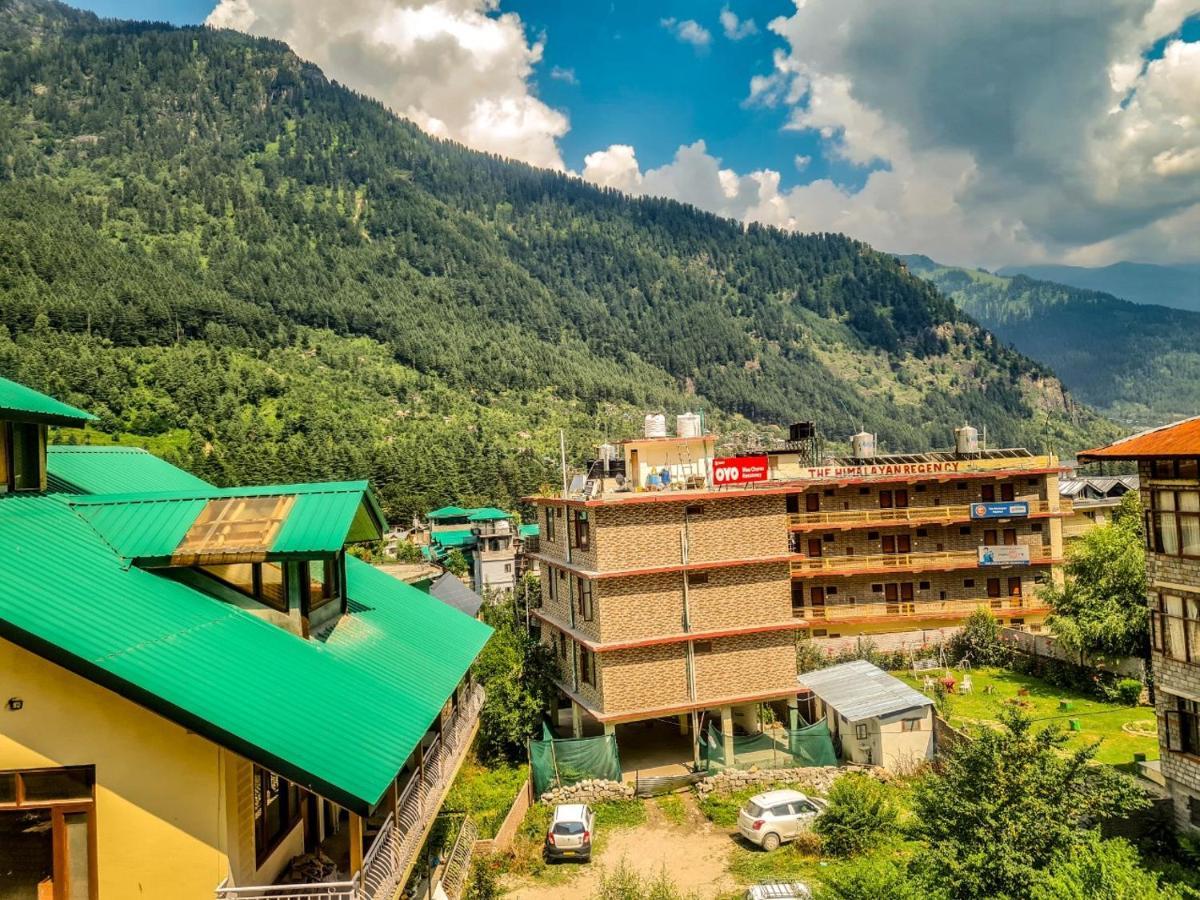 Hotel Pine Grove-Mall Road Manāli Exterior foto
