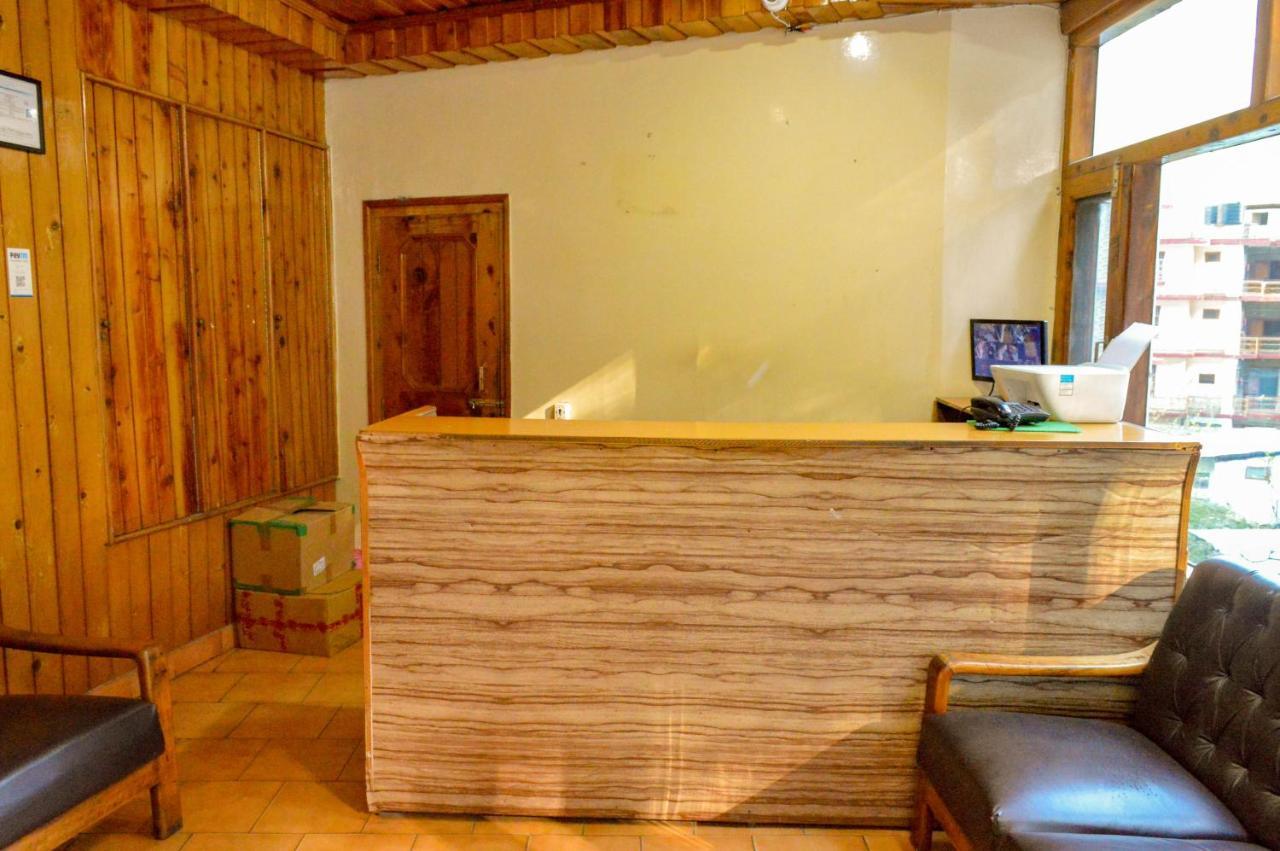 Hotel Pine Grove-Mall Road Manāli Exterior foto