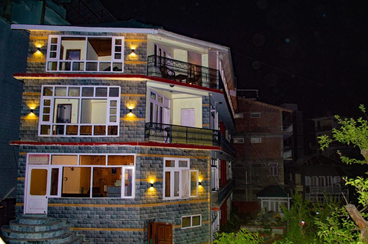 Hotel Pine Grove-Mall Road Manāli Exterior foto